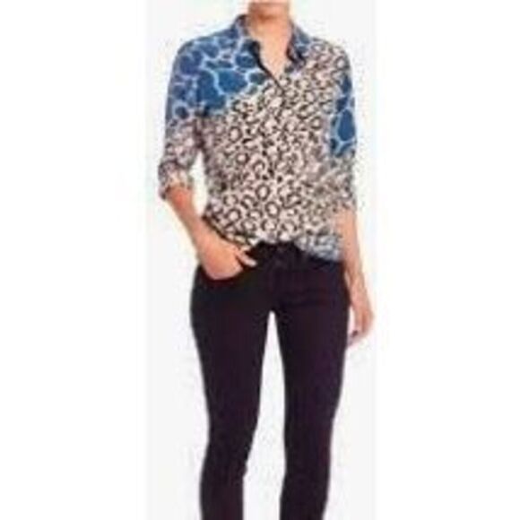 NWOT Equipment Femme Womens 100% Silk Button Down Animal Print Blouse Small - Picture 2 of 11